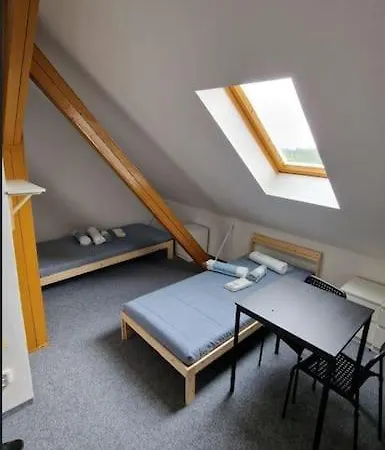Mas Cely Dum S 5 Loznicemi Az Pro 14 Hostu Feriehus *